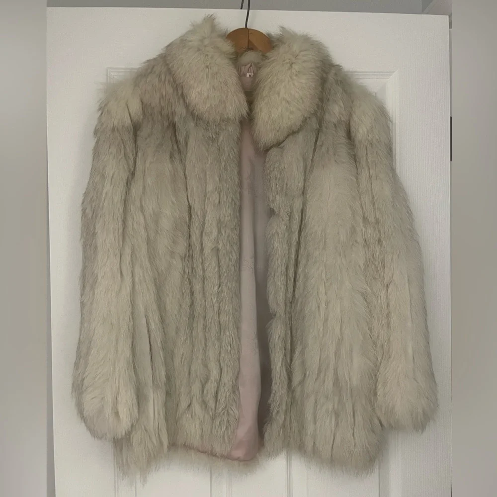 Vintage Fur Coat with Earmuffs - Picture 2 of 11